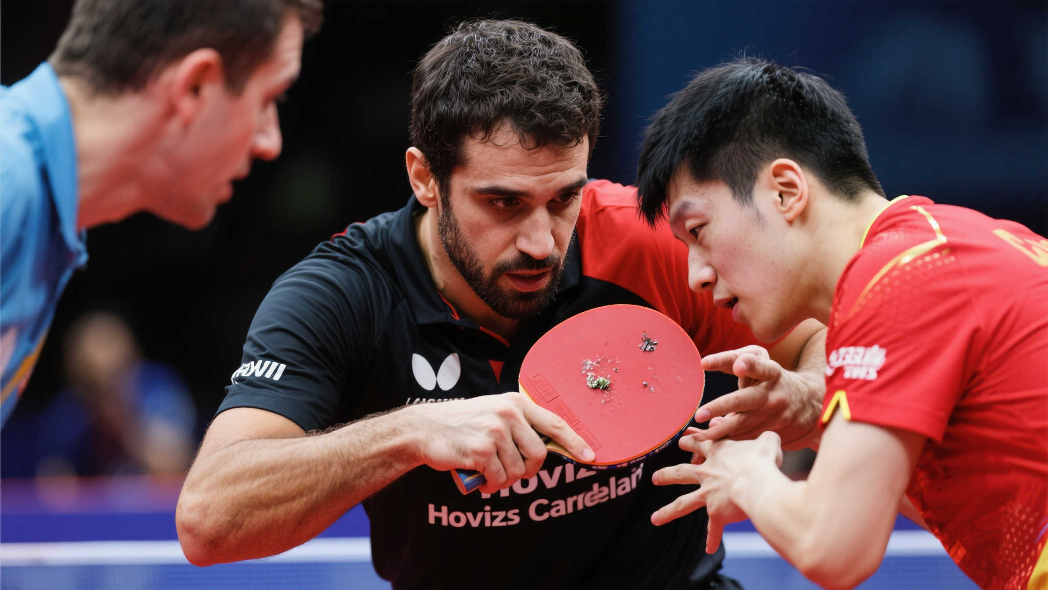 雨果球拍疑似异物争议:与王楚钦事件无关,被疑借机转移焦点 雨果球拍疑似异物争议:与王楚钦事件无关,被疑借机转移焦点